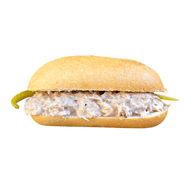 Bocadillo de bonito con mayonesa y guindilla picante